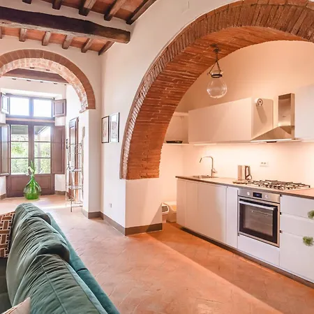 Charming Close To With Garden And Pool